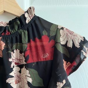 Floral Blouse sz. S
